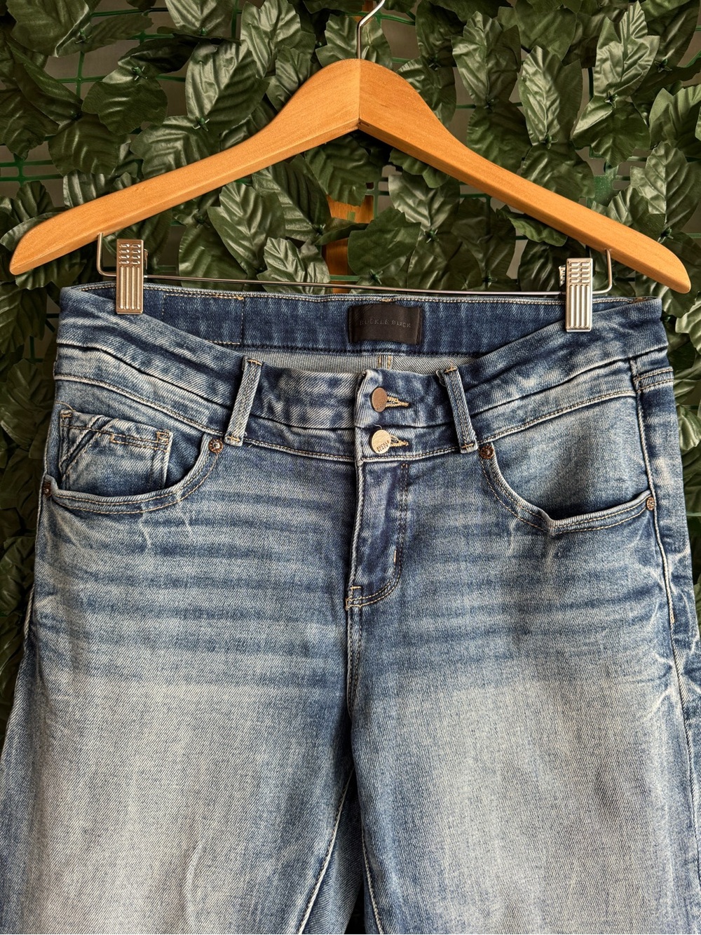 BKE Women’s Light Blue Flare Jeans – Size 29x32 - Picture 3 of 10
